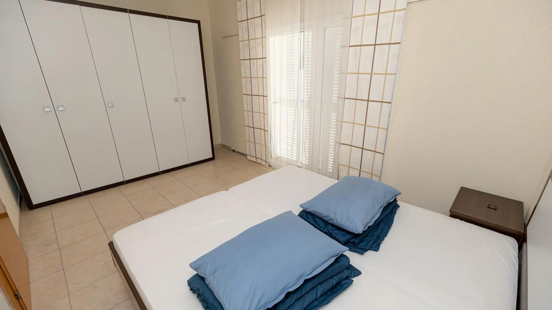 Sunsea Apartments Drage