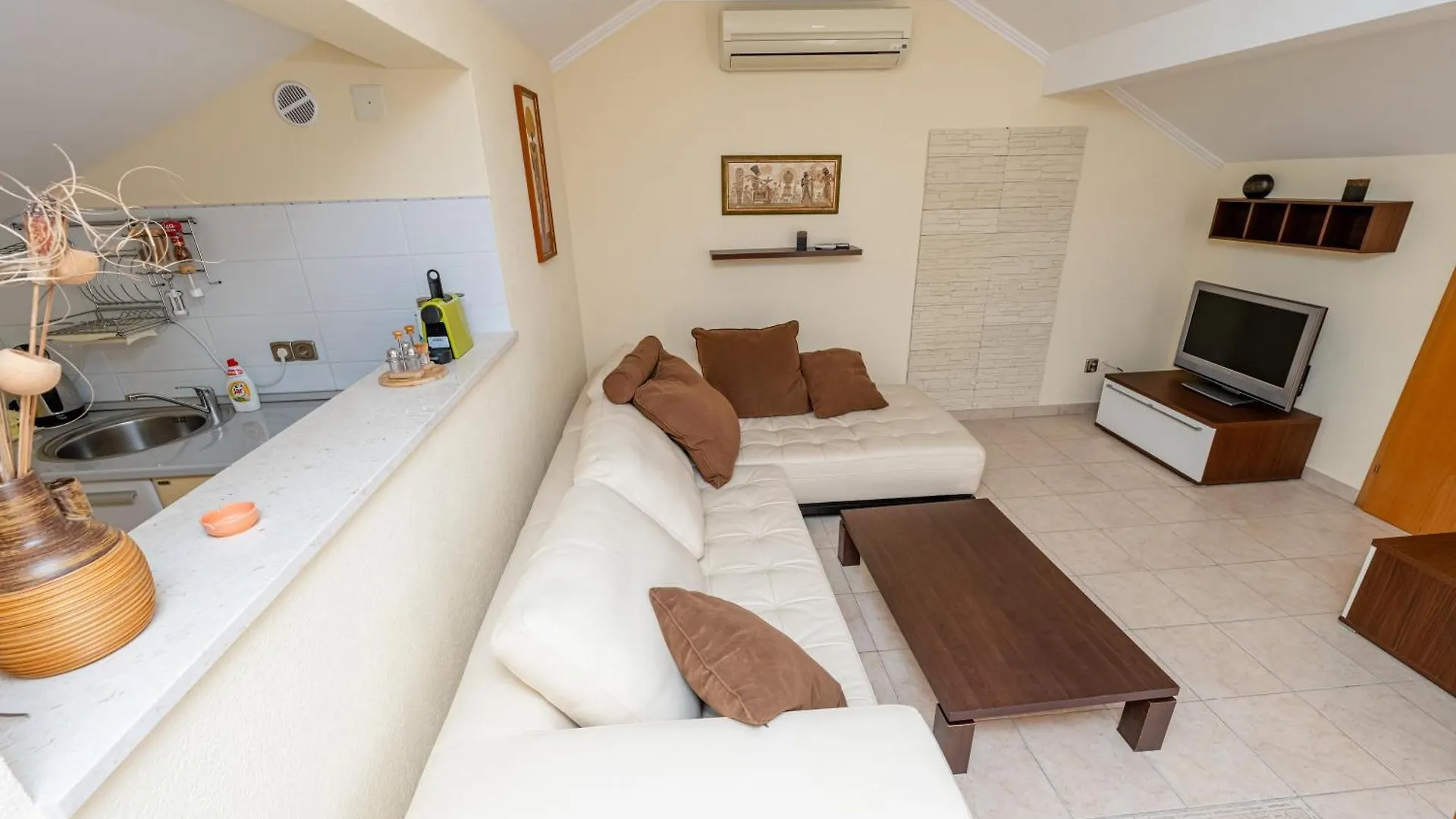 Sunsea Apartments Drage 0*,  Croatia