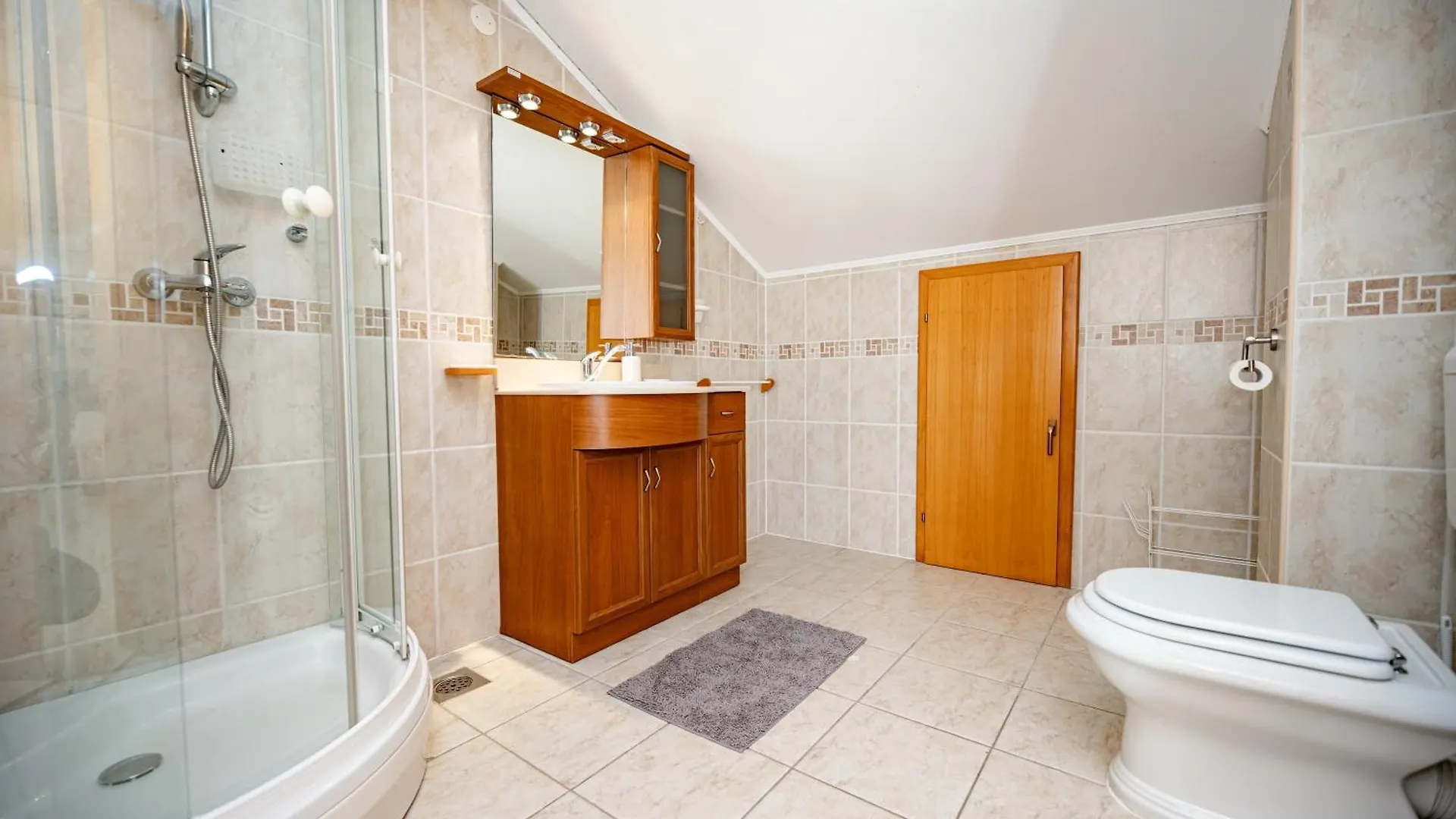 Sunsea Apartments Drage