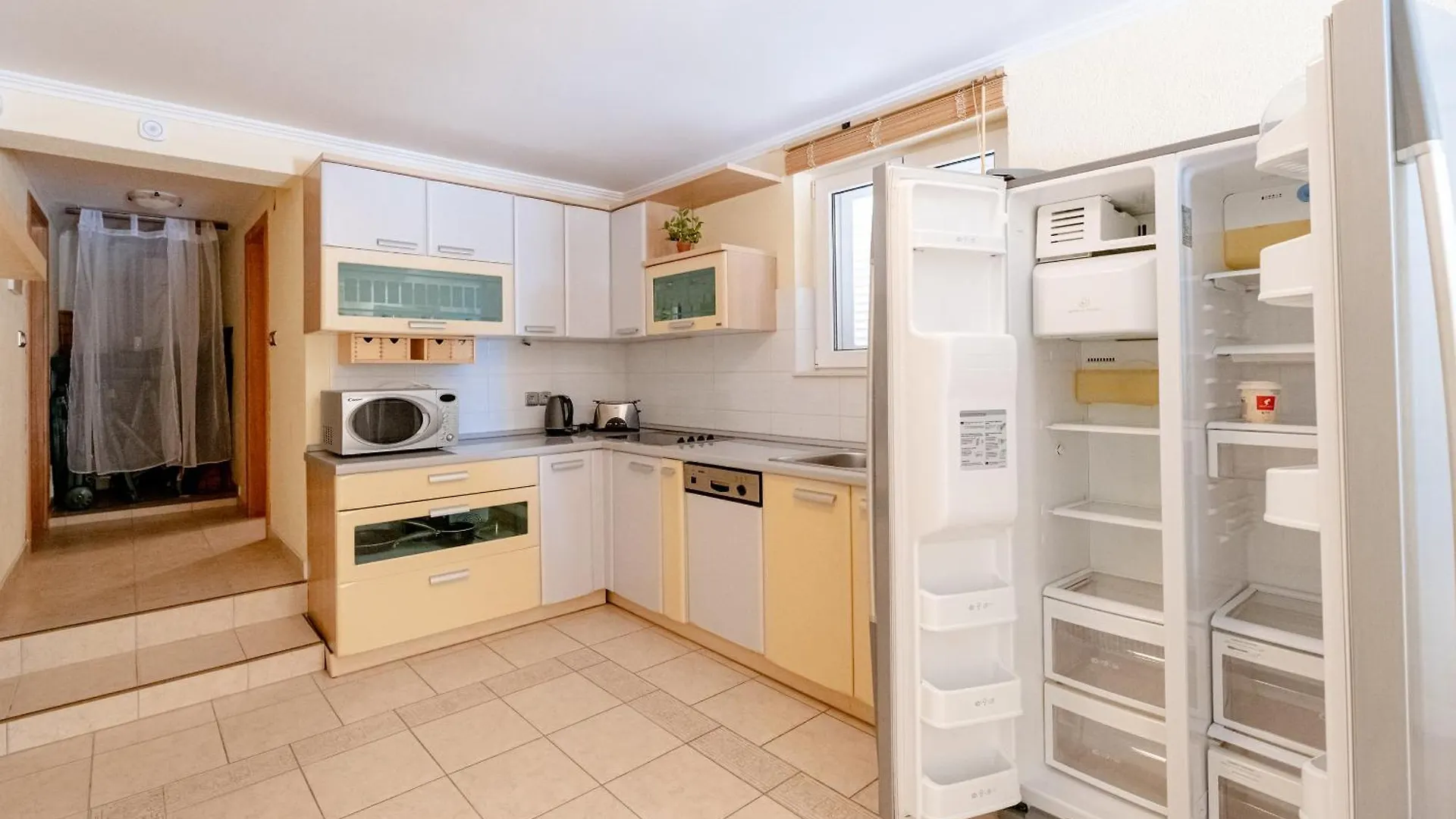 Sunsea Apartments Drage