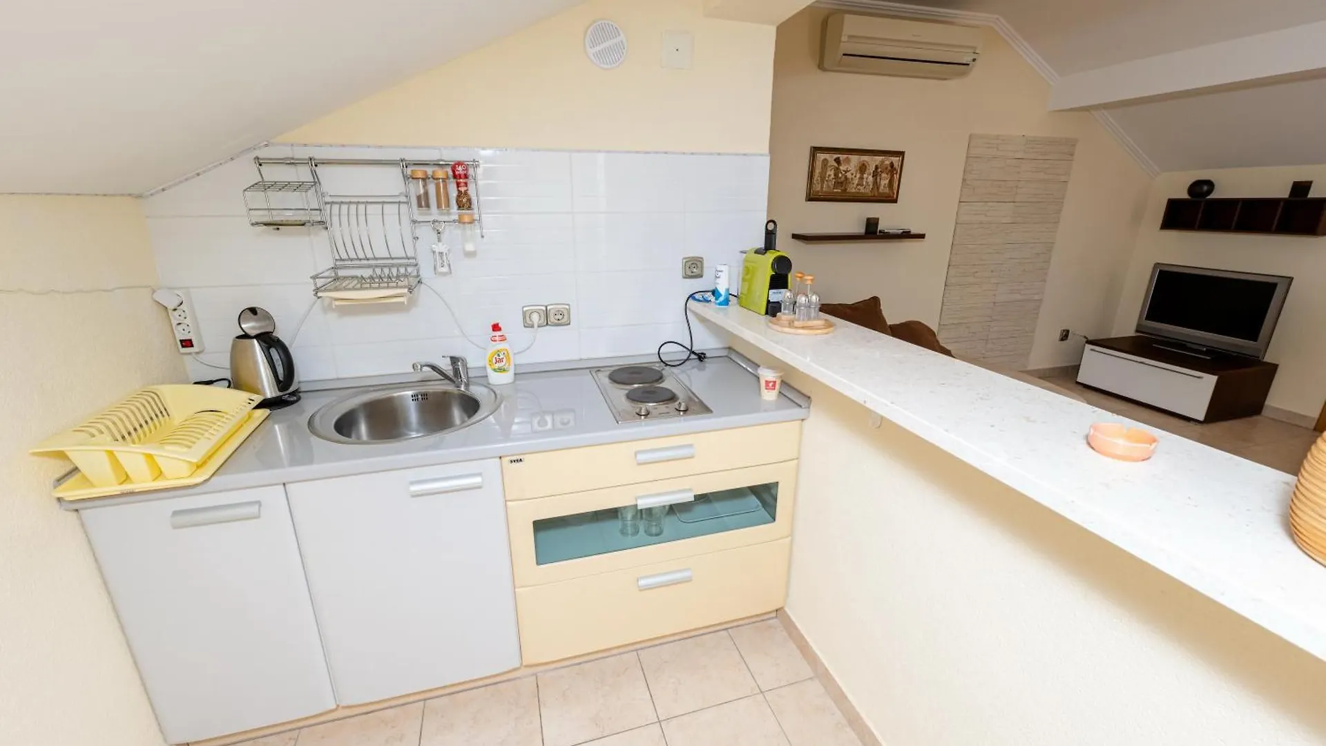 Sunsea Apartments Drage