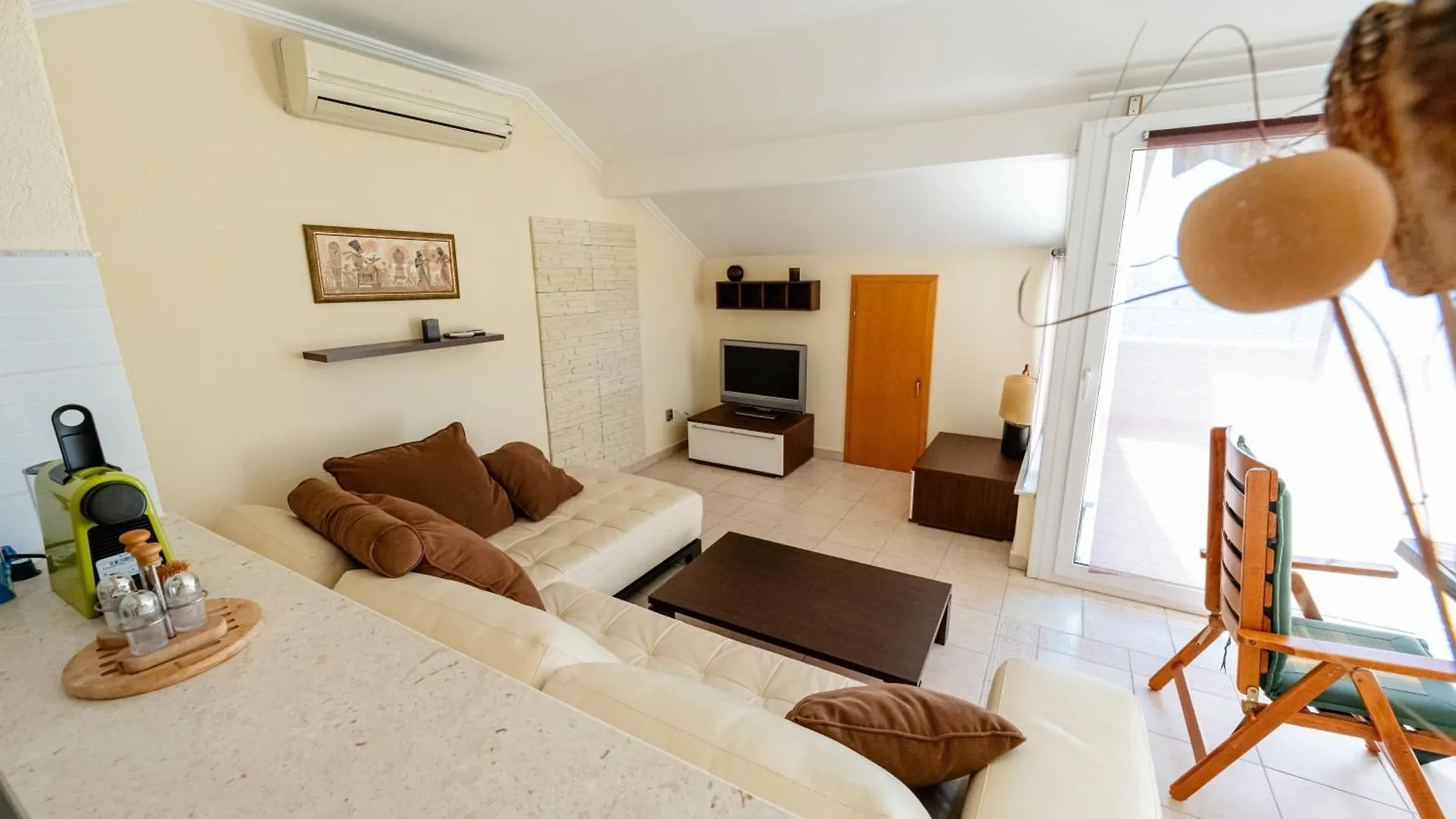 Sunsea Apartments Drage